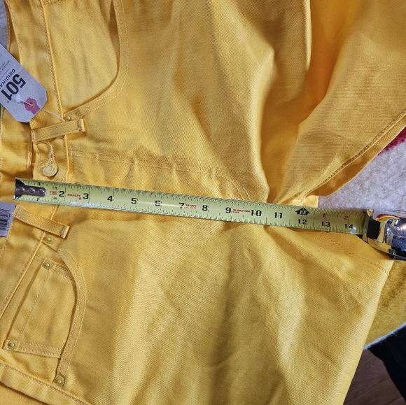 Levi's 501 Yellow Jeans NWT - Picture 6 of 16